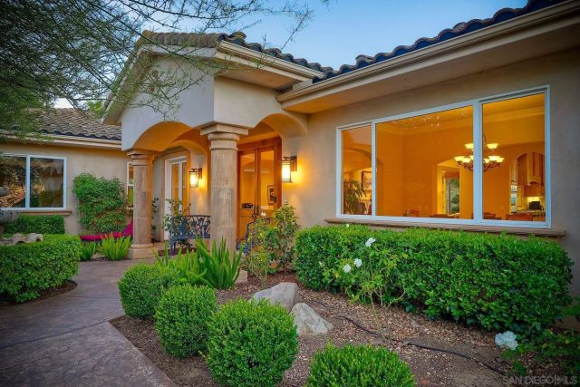 30388 Castlecrest, Valley Center, CA 92082