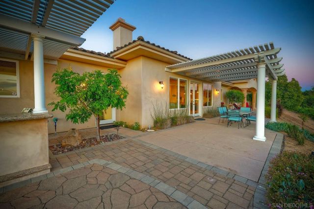 30388 Castlecrest, Valley Center, CA 92082