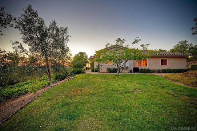 30388 Castlecrest, Valley Center, CA 92082