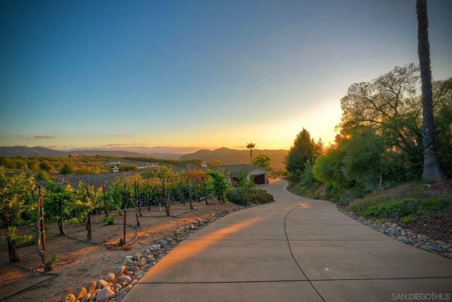 30388 Castlecrest, Valley Center, CA 92082