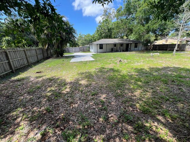 2008 S 30th Street, Fort Pierce, FL 34947