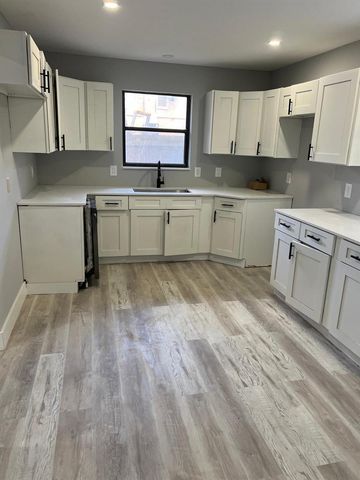 2008 S 30th Street, Fort Pierce, FL 34947