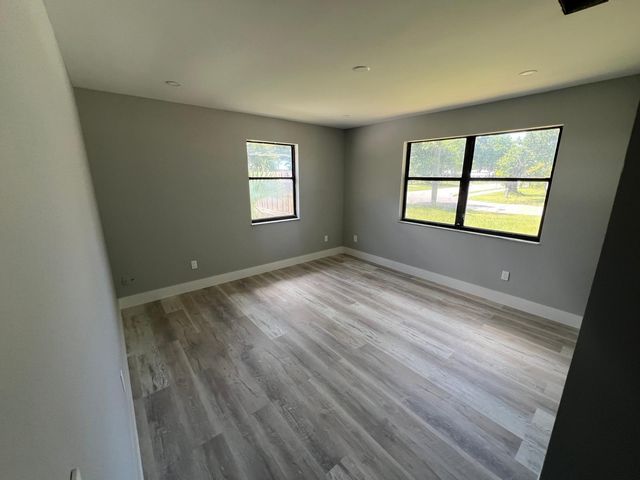 2008 S 30th Street, Fort Pierce, FL 34947