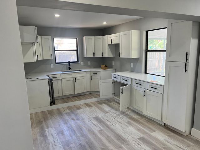 2008 S 30th Street, Fort Pierce, FL 34947
