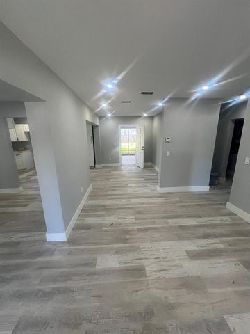 2008 S 30th Street, Fort Pierce, FL 34947