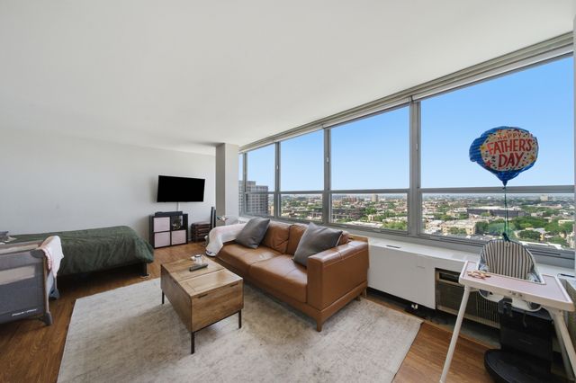 3550 N LAKE SHORE Drive 1714, Chicago, IL 60657