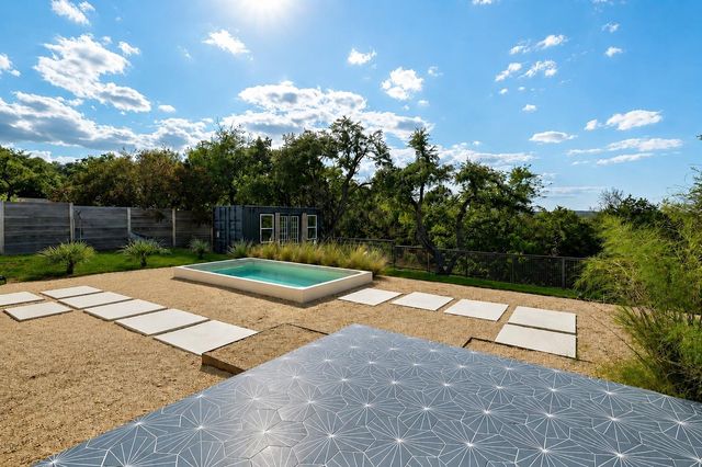 6602 Wolfcreek PASS, Austin, TX 78749