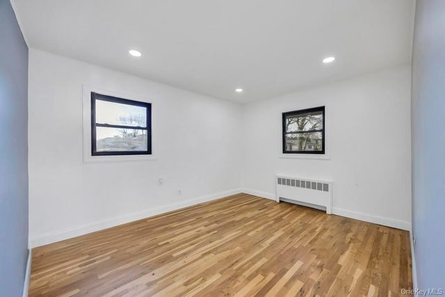 8 Barbara Lane, Jericho, NY 11753