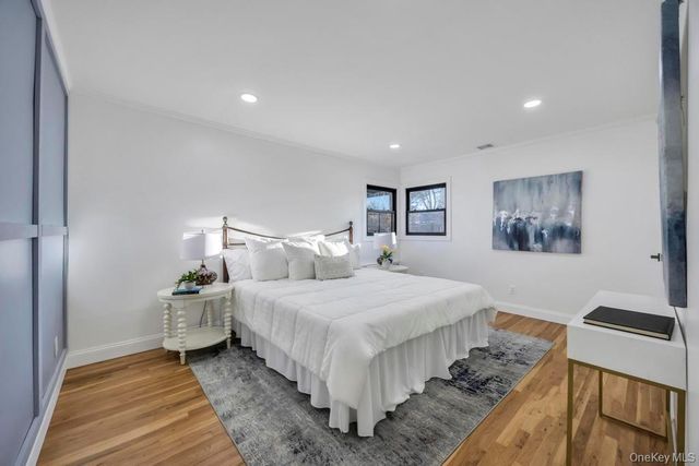 8 Barbara Lane, Jericho, NY 11753