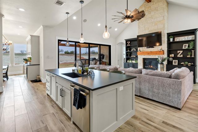 12503 County Road 1131, Godley, TX 76044