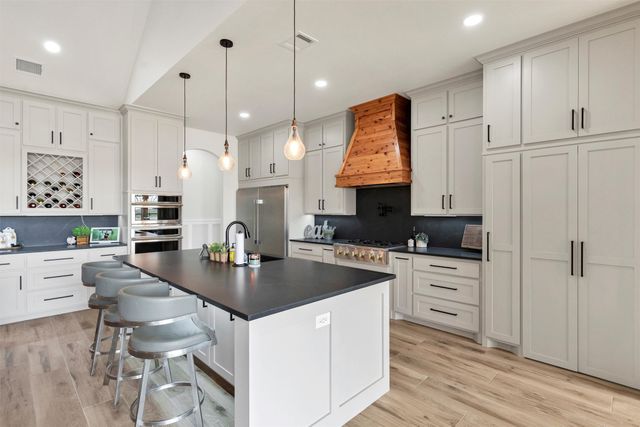 12503 County Road 1131, Godley, TX 76044