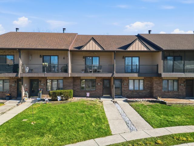 896 Jordan Circle, Schererville, IN 46375