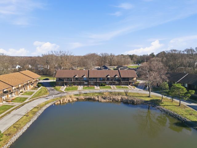 896 Jordan Circle, Schererville, IN 46375