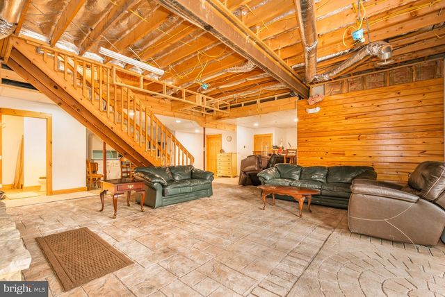 17051 LAUREL RUN RD SW, Barton, MD 21521