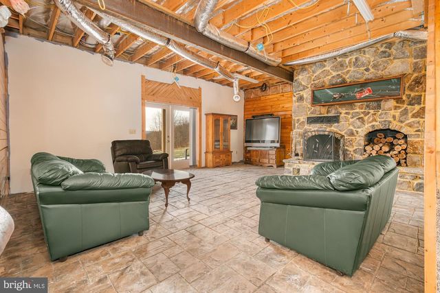 17051 LAUREL RUN RD SW, Barton, MD 21521