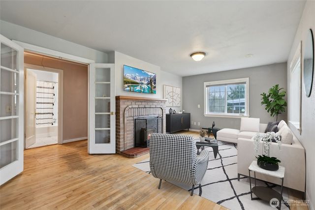 1309 S 208th Street, Des Moines, WA 98198