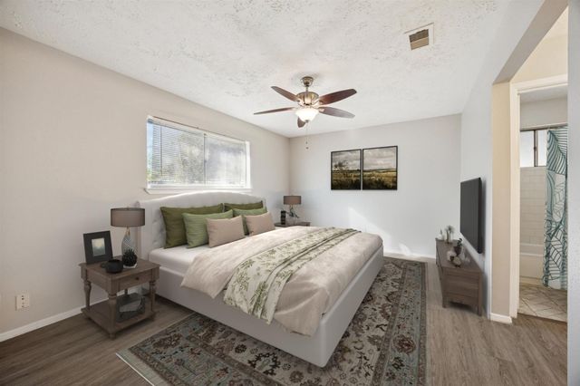 7323 Wovenwood Lane, Houston, TX 77041