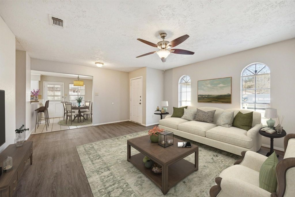 7323 Wovenwood Lane, Houston, TX 77041