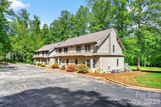 307 Blue Ridge Drive S 4, Marion, NC 28752
