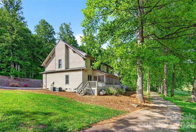 307 Blue Ridge Drive S 4, Marion, NC 28752
