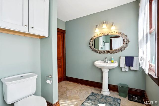 502 W 5th Street, Washington, MO 63090