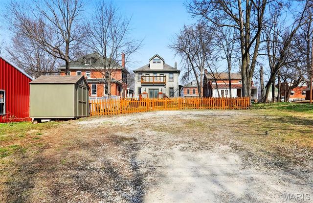 502 W 5th Street, Washington, MO 63090