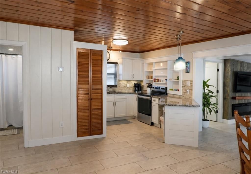 16191 Porto Bello ST, BOKEELIA, FL 33922 — photo 5