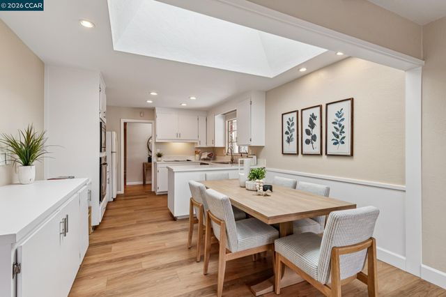 1103 Larch Avenue, Moraga, CA 94556