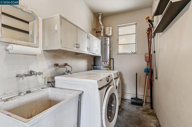 1103 Larch Avenue, Moraga, CA 94556