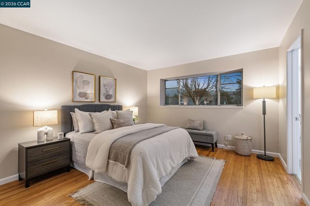 1103 Larch Avenue, Moraga, CA 94556