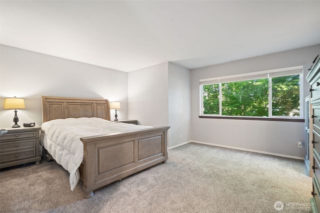 4851 NW Walgren Drive, Silverdale, WA 98383
