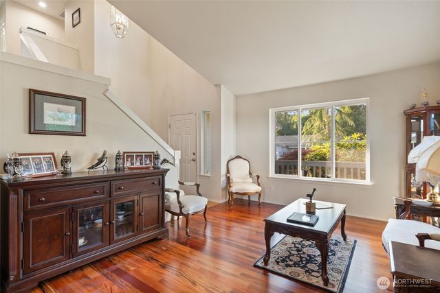 4851 NW Walgren Drive, Silverdale, WA 98383