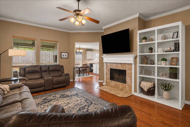 604 W Sheila Circle, Joshua, TX 76058