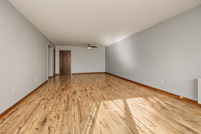 6450 York Avenue S 516, Edina, MN 55435