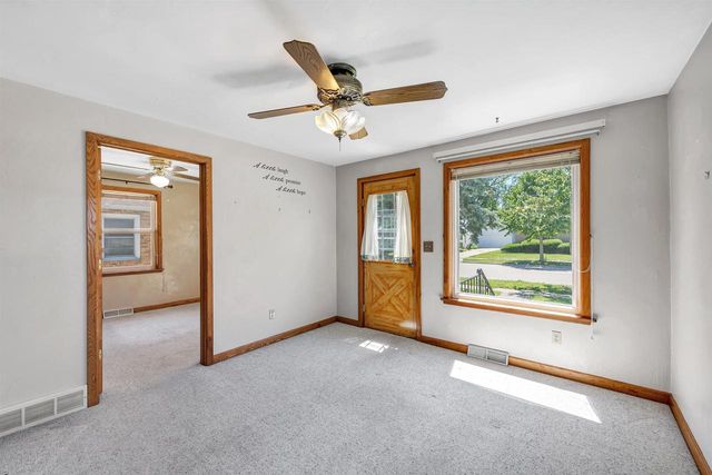 1192 BOND STREET, Green Bay, WI 54303
