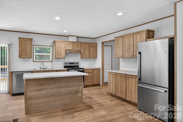 170 Harvick Lane, Lexington, NC 27292