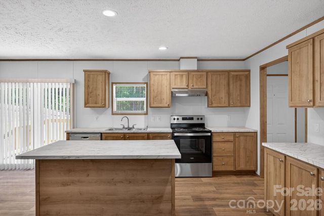 170 Harvick Lane, Lexington, NC 27292