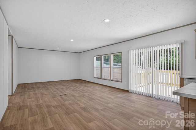 170 Harvick Lane, Lexington, NC 27292