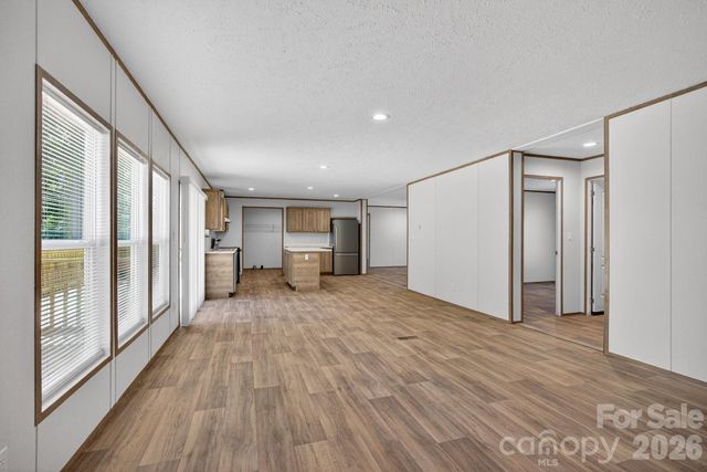 170 Harvick Lane, Lexington, NC 27292