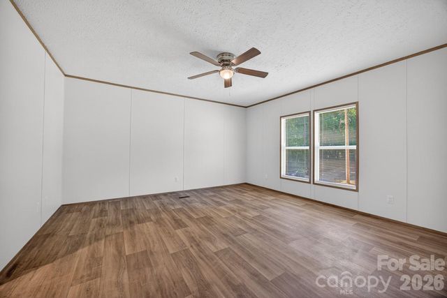 170 Harvick Lane, Lexington, NC 27292