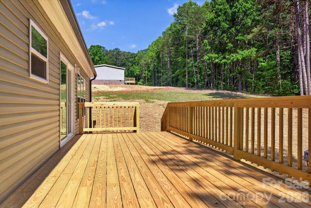 170 Harvick Lane, Lexington, NC 27292
