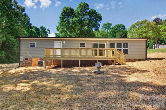 170 Harvick Lane, Lexington, NC 27292