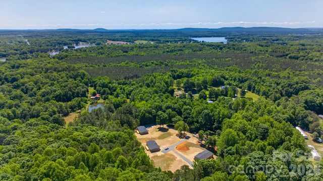 170 Harvick Lane, Lexington, NC 27292