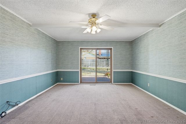 1711 Valley Road, Sapulpa, OK 74066