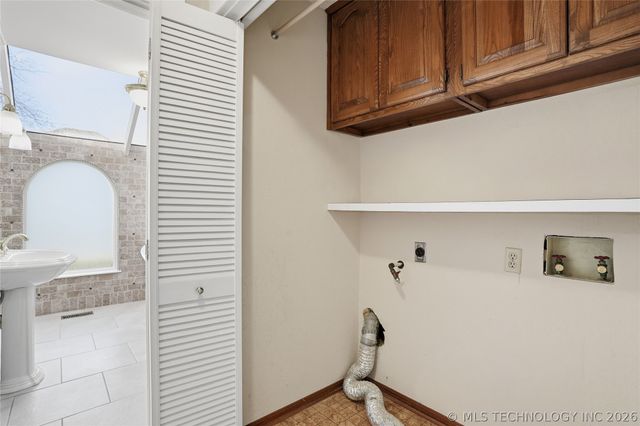 1711 Valley Road, Sapulpa, OK 74066