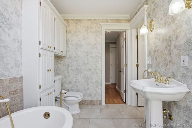 1711 Valley Road, Sapulpa, OK 74066