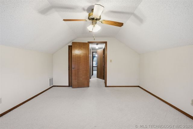 1711 Valley Road, Sapulpa, OK 74066