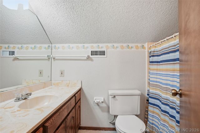 1711 Valley Road, Sapulpa, OK 74066