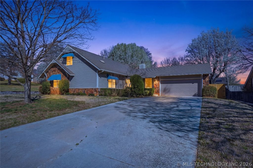 1711 Valley Road, Sapulpa, OK 74066