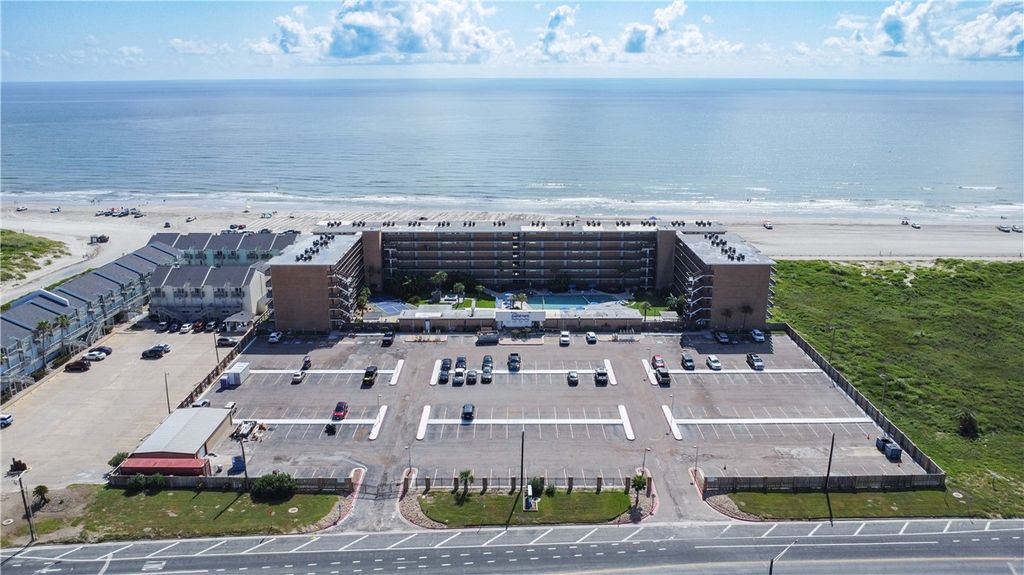 14810 Windward Dr 302, Corpus Christi, TX 78418 — photo 2